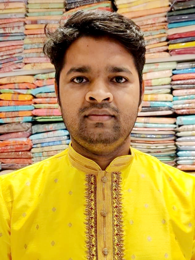 কক্সবাজার মেগামার্টের স্বত্বাধিকারী তরুণ সফল ব্যবসায়ী জহিরের ঈদ শুভেচ্ছা  