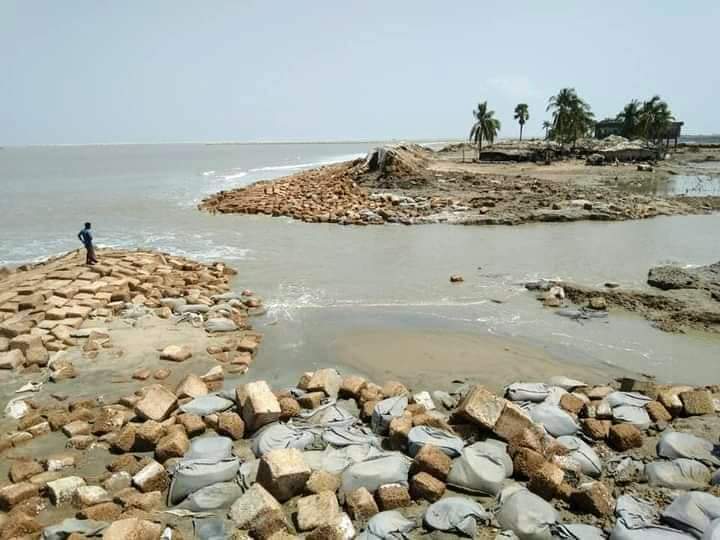 মহেশখালীতে ঘূর্ণিঝড় ইয়াসের প্রভাবে সৃষ্ট জলোচ্ছ্বাসে ১০ কোটি টাকার ক্ষয়ক্ষতি!