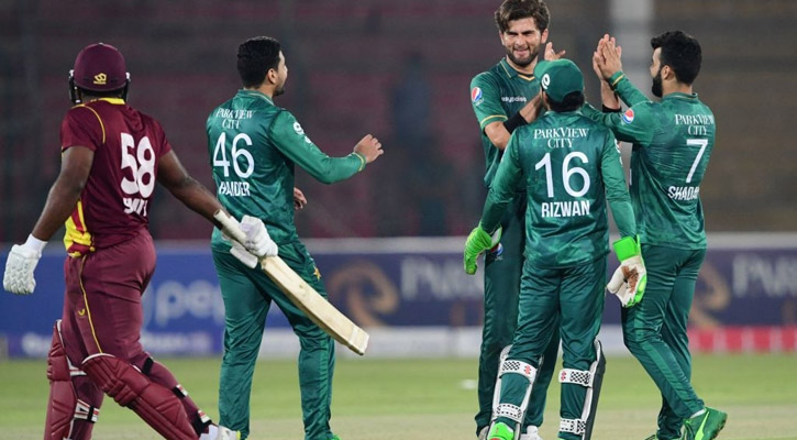 ক্যারিবীয়দের হারিয়ে সিরিজ জয় পাকিস্তানের