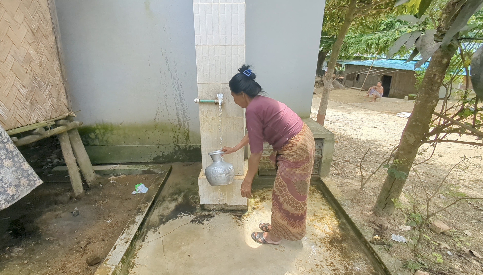 বান্দরবানে প্রযুক্তি নির্ভর সুপেয় পানিতে দূর্গম পাহাড়ে লক্ষাধিক মানুষের স্বস্তি 