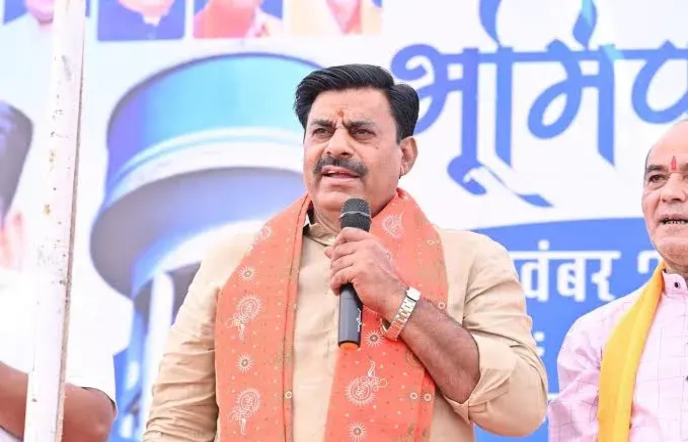 মধ্যপ্রদেশে হিন্দুদের গরবা অনুষ্ঠানে মুসলিম নারীদের অংশ নেওয়ার আহ্বান হিন্দুত্ববাদী নেতার, ধর্ষণের হুমকি 