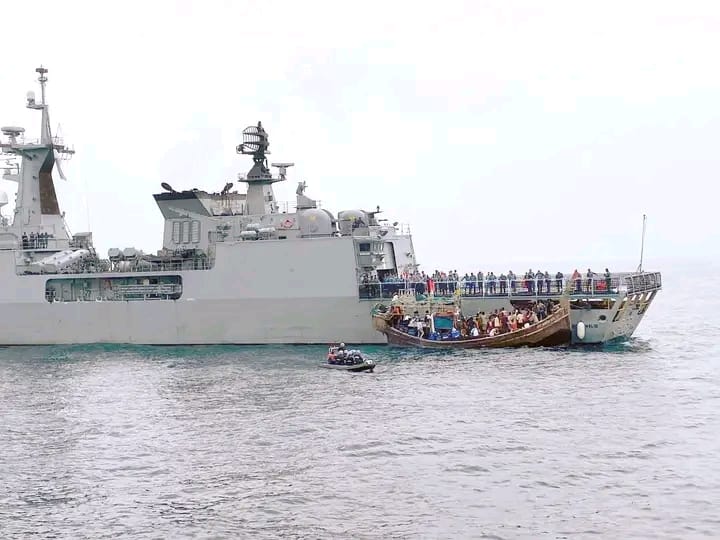 সমুদ্রপথে মালয়েশিয়াগামী বোট থেকে ৭৬ জন উদ্ধার, আটক ১১ মানবপাচারকারী